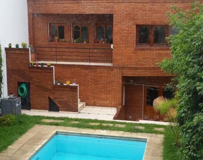 Casa · 540m² · 7 Ambientes · 5 Cocheras