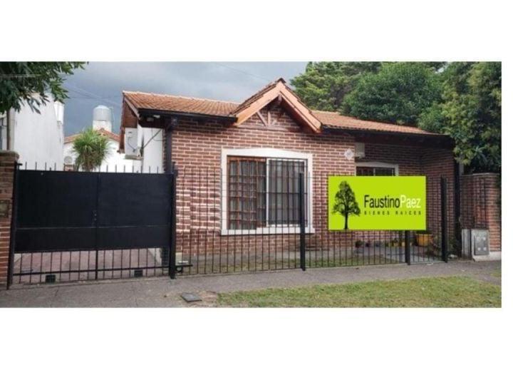 Casa · 70m² · 3 Ambientes · 2 Cocheras