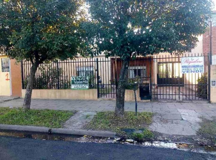 Casa · 175m² · 5 Ambientes · 1 Cochera