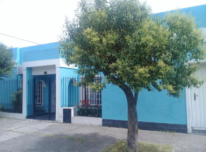 Casa · 130m² · 4 Ambientes · 1 Cochera