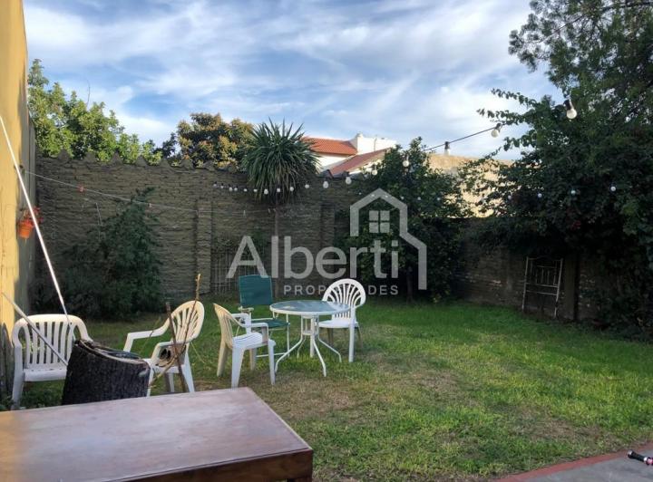 Casa · 1m² · 3 Ambientes · 1 Cochera