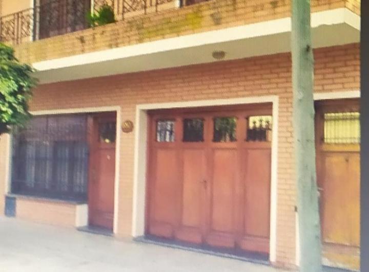 Casa · 140m² · 4 Ambientes · 1 Cochera