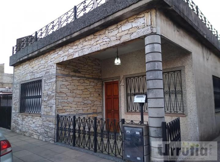 Casa · 279m² · 3 Ambientes · 3 Cocheras