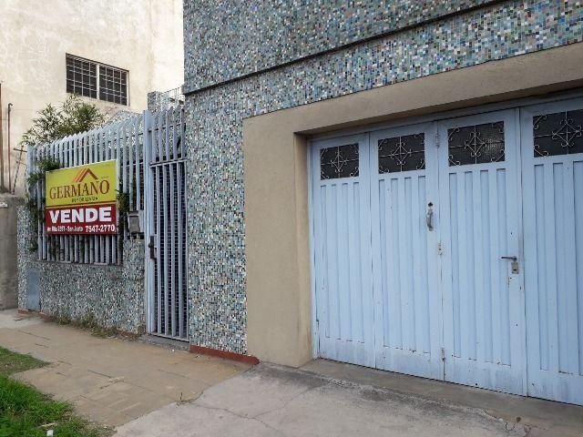 Casa · 180m² · 5 Ambientes