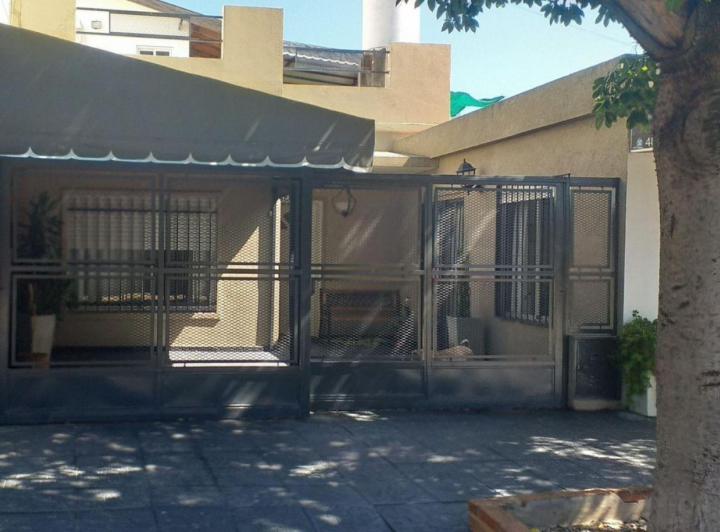 Casa · 127m² · 3 Ambientes · 2 Cocheras