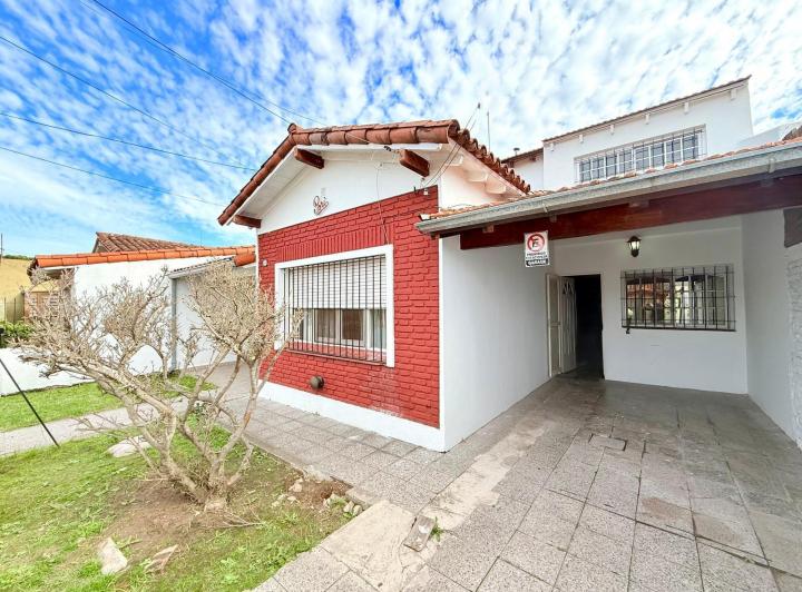 Casa · 231m² · 7 Ambientes · 2 Cocheras