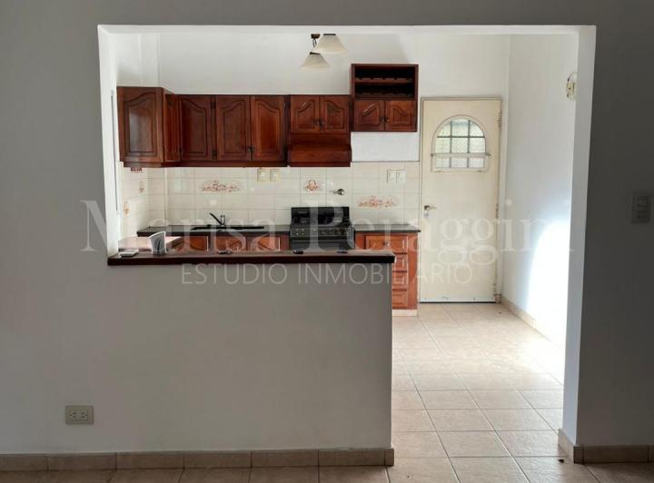 Casa · 65m² · 3 Ambientes · 1 Cochera