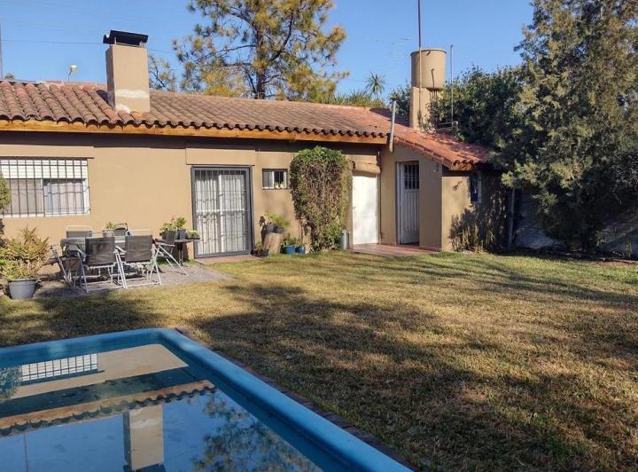 Casa · 124m² · 5 Ambientes · 2 Cocheras