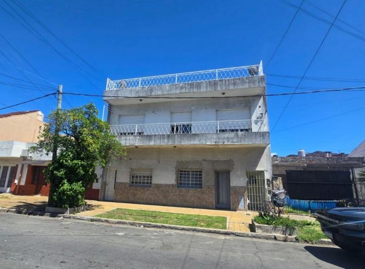 Casa · 222m² · 7 Ambientes