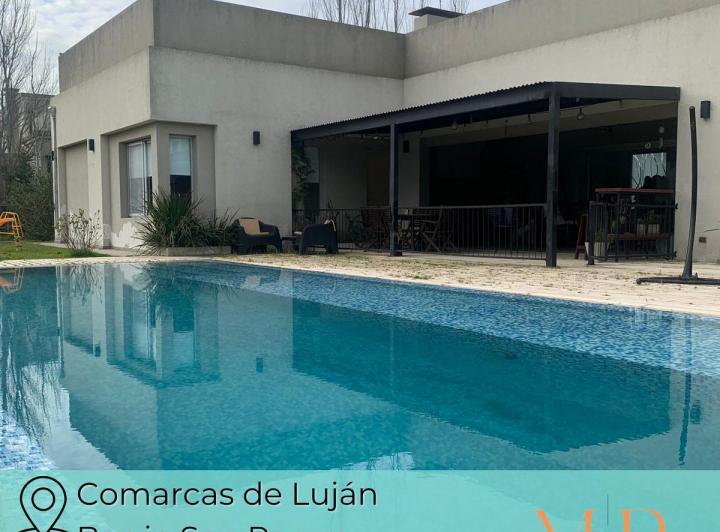 Casa · 220m² · 4 Ambientes · 4 Cocheras