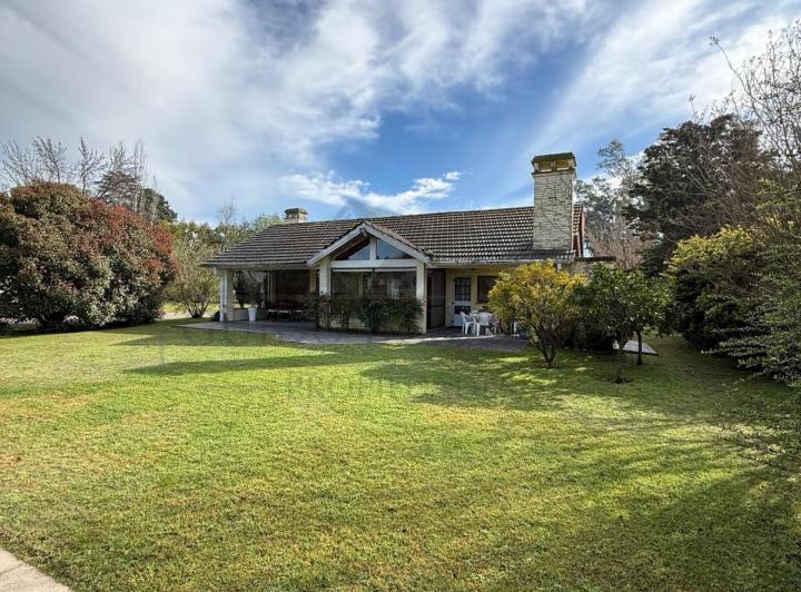Casa · 155m² · 5 Ambientes