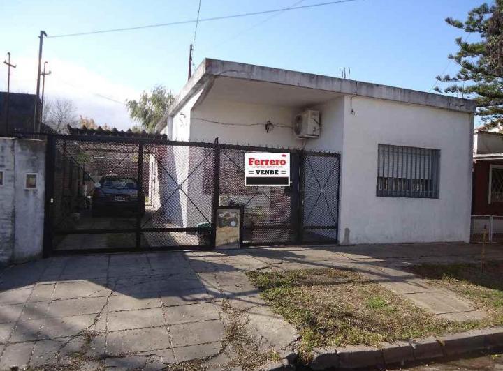 Casa · 100m² · 4 Ambientes · 1 Cochera