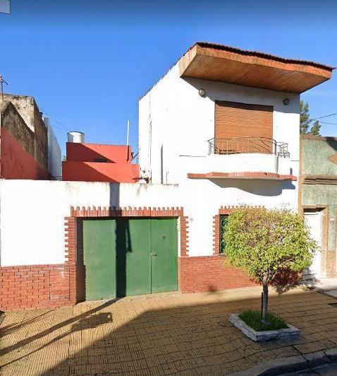 Casa · 137m² · 4 Ambientes · 1 Cochera