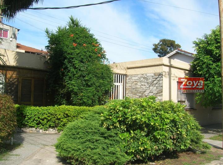Casa · 180m² · 5 Ambientes