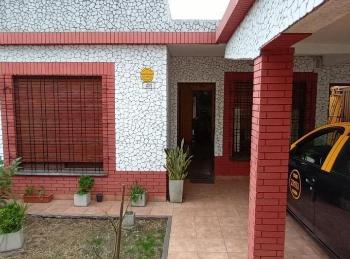 Casa · 94m² · 3 Ambientes · 1 Cochera