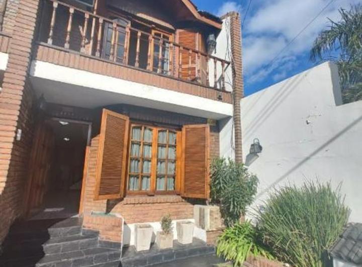 Casa · 160m² · 1 Cochera