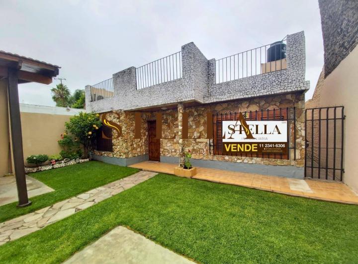 Casa · 175m² · 3 Ambientes · 1 Cochera