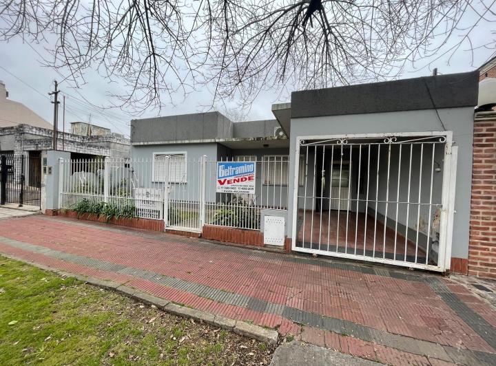 Casa · 150m² · 3 Ambientes · 1 Cochera