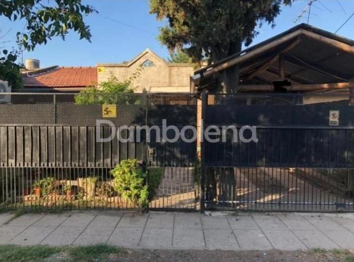 Casa · 150m² · 4 Ambientes · 2 Cocheras