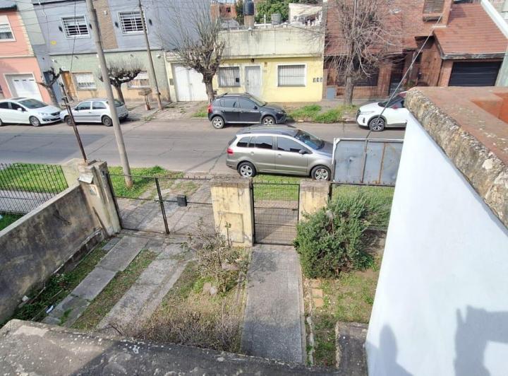 Casa · 100m² · 3 Ambientes · 1 Cochera