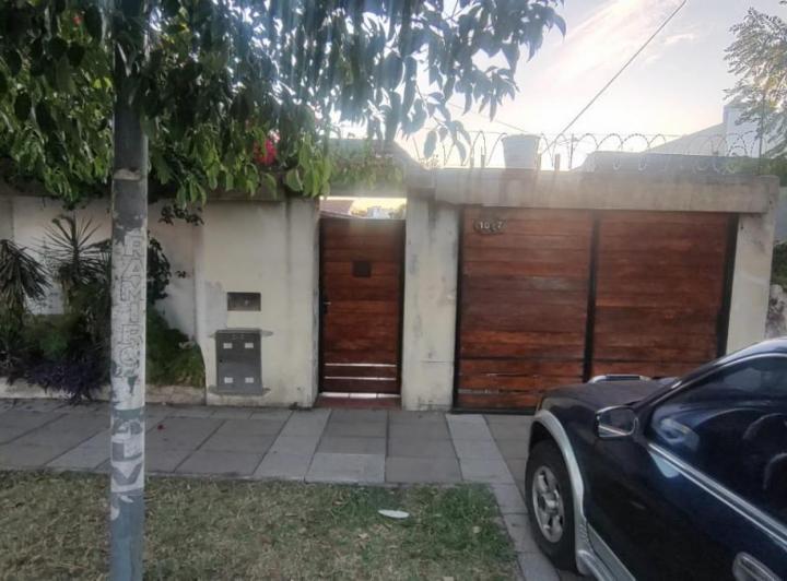 Casa · 150m² · 4 Ambientes · 2 Cocheras