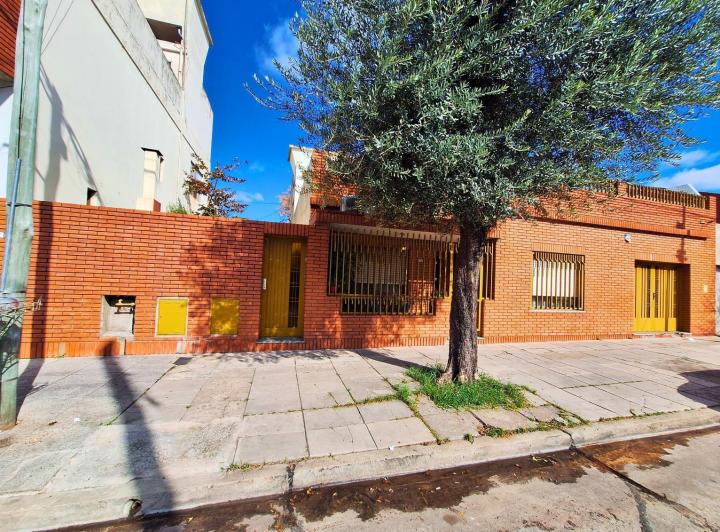 Casa · 125m² · 3 Ambientes · 1 Cochera