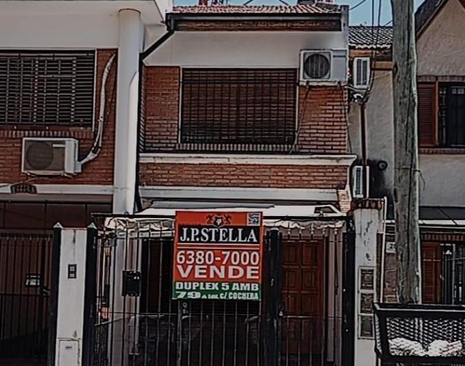 Casa · 79m² · 5 Ambientes · 1 Cochera