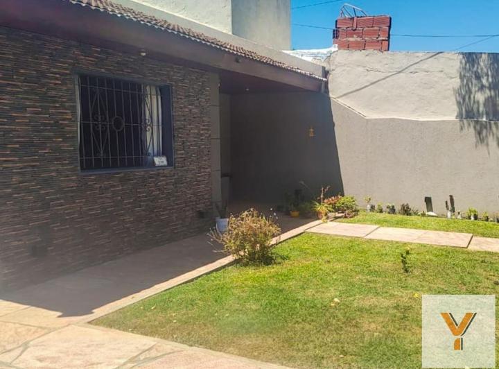 Casa · 210m² · 6 Ambientes