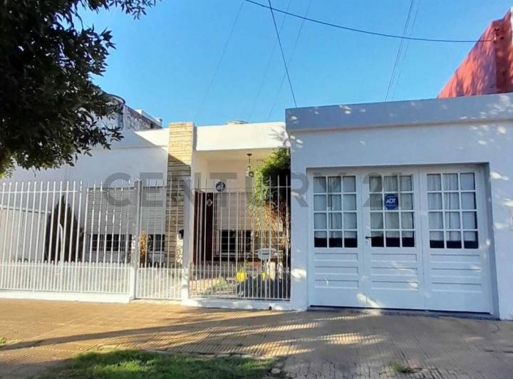 Casa · 150m² · 3 Ambientes · 1 Cochera