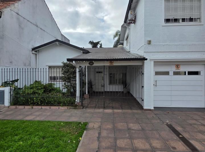 Casa · 150m² · 4 Ambientes · 2 Cocheras