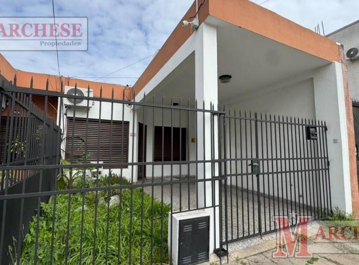 Casa · 88m² · 3 Ambientes · 1 Cochera