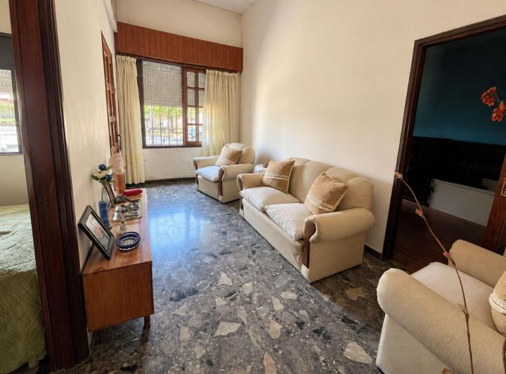 Casa · 165m² · 4 Ambientes · 1 Cochera