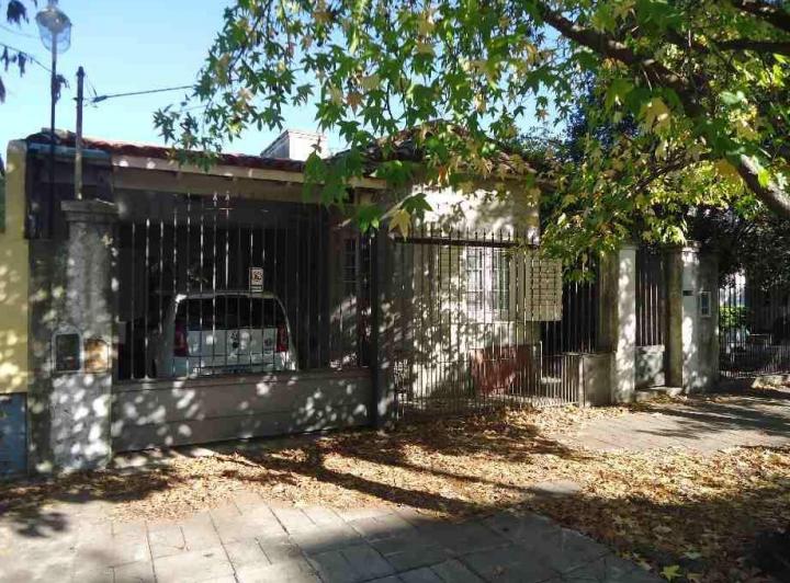Casa · 135m² · 4 Ambientes · 1 Cochera