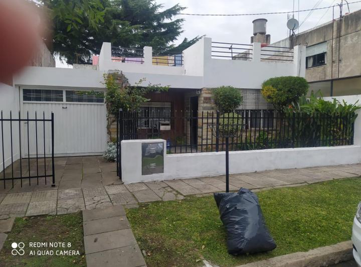 Casa · 120m² · 3 Ambientes · 1 Cochera