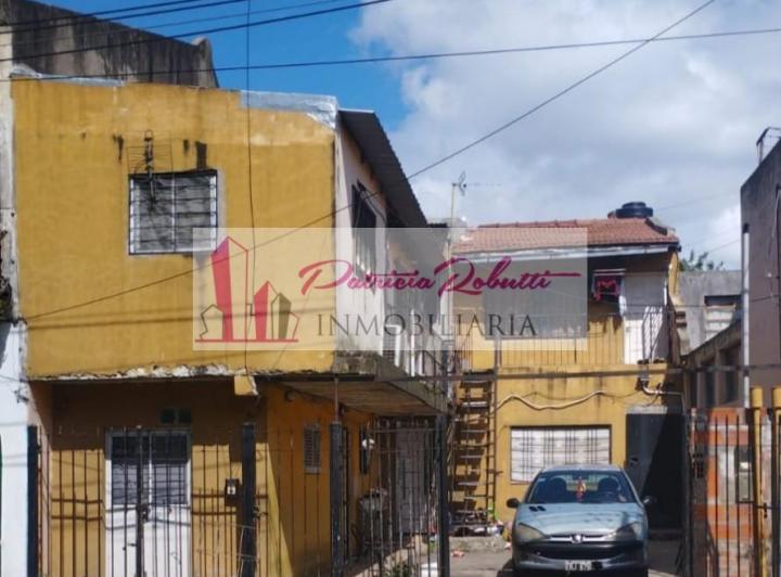 Casa · 221m² · 6 Ambientes · 1 Cochera
