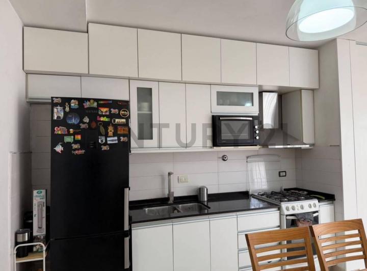 Casa · 80m² · 3 Ambientes · 1 Cochera
