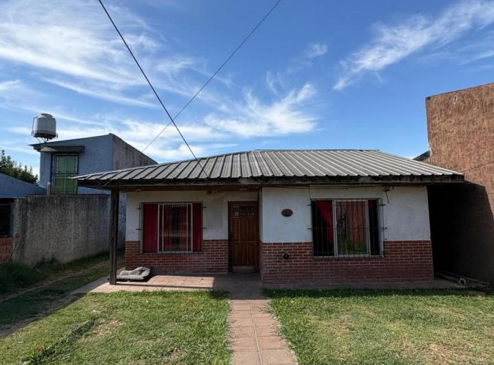 Casa · 110m² · 4 Ambientes · 1 Cochera