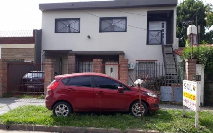 Casa · 100m² · 2 Dormitorios