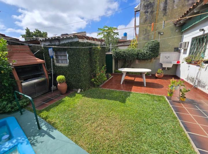 Casa · 100m² · 4 Ambientes · 1 Cochera