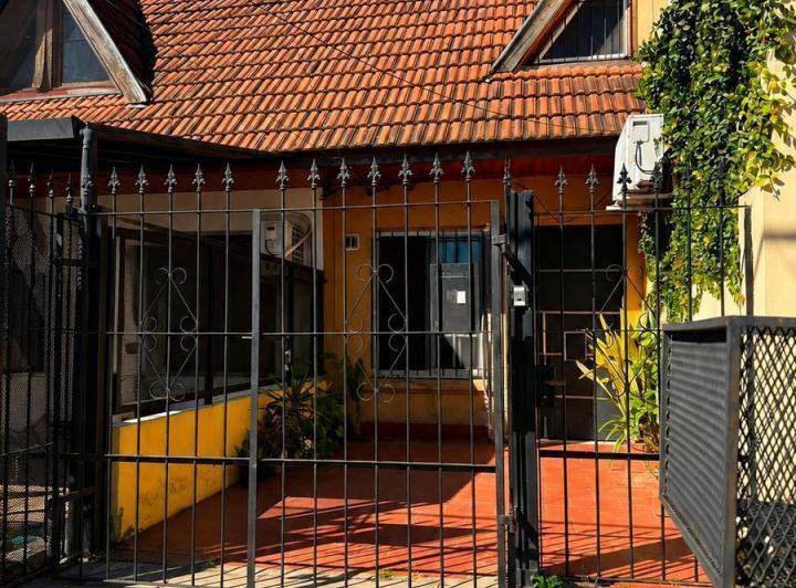 Casa · 45m² · 4 Ambientes · 1 Cochera