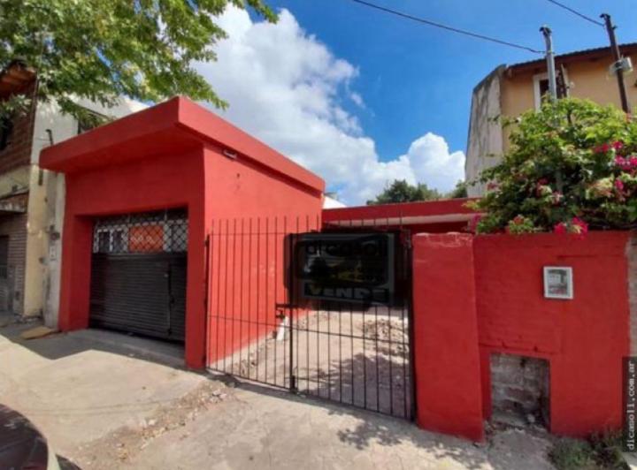 Casa · 80m² · 3 Dormitorios · 1 Cochera