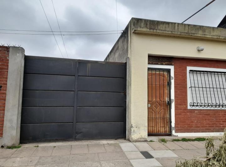 Casa · 120m² · 2 Dormitorios