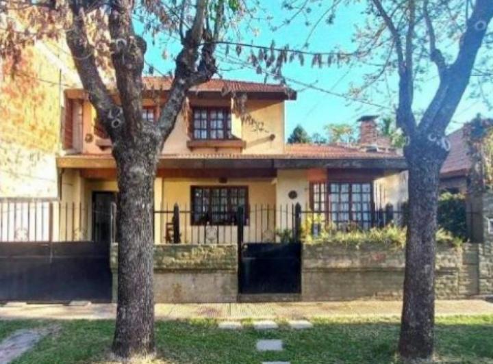 Casa · 165m² · 5 Ambientes