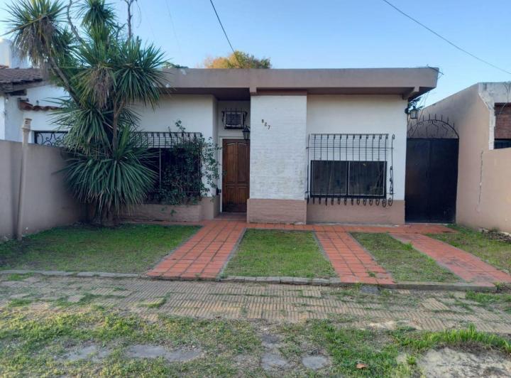 Casa · 120m² · 3 Ambientes · 1 Cochera