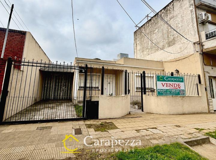Casa · 70m² · 3 Ambientes · 3 Cocheras