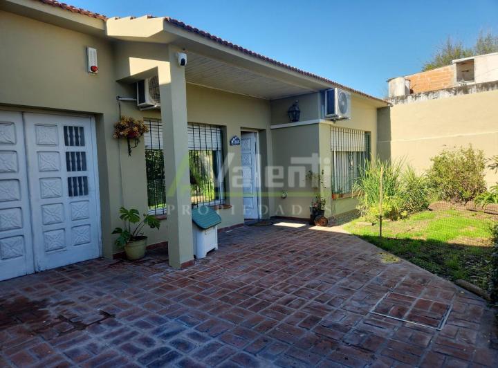 Casa · 90m² · 3 Ambientes · 1 Cochera