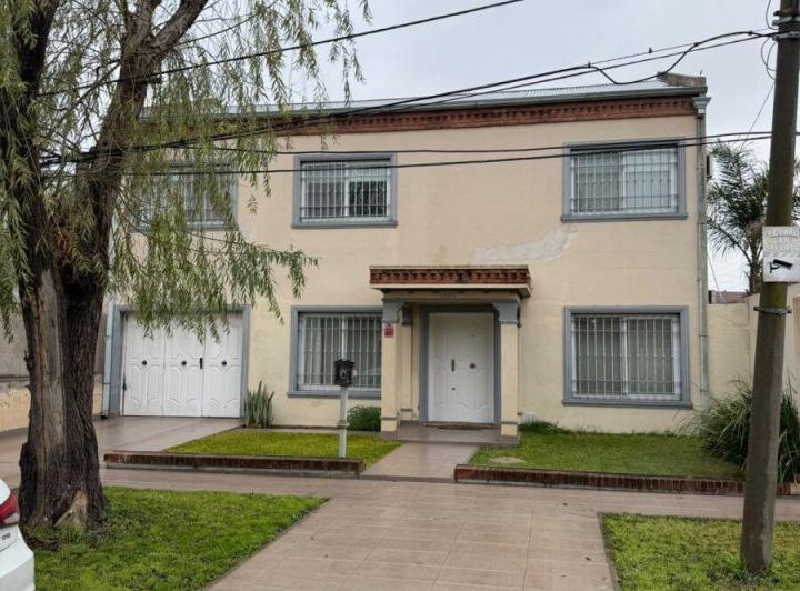 Casa · 178m² · 5 Ambientes
