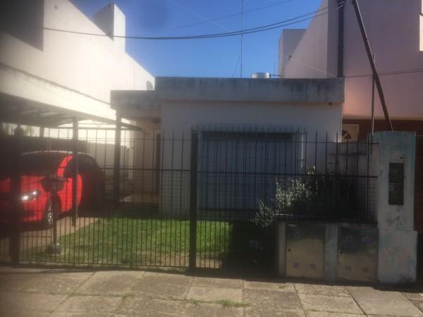 Casa · 110m² · 4 Ambientes · 1 Cochera