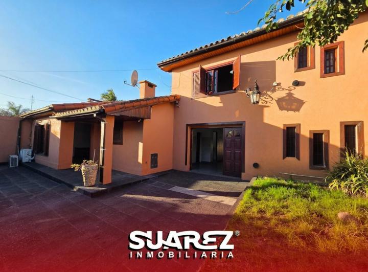 Casa · 190m² · 5 Ambientes · 3 Cocheras