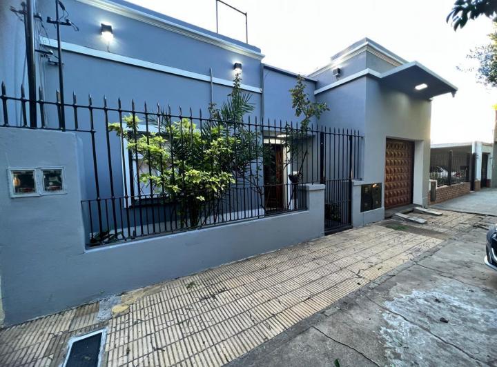 Casa · 100m² · 3 Ambientes · 1 Cochera